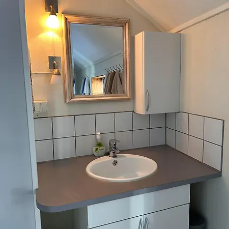 Tidligere Stall Omgjort Til Koselig Hjem I Sentrum Tromso Exterior photo